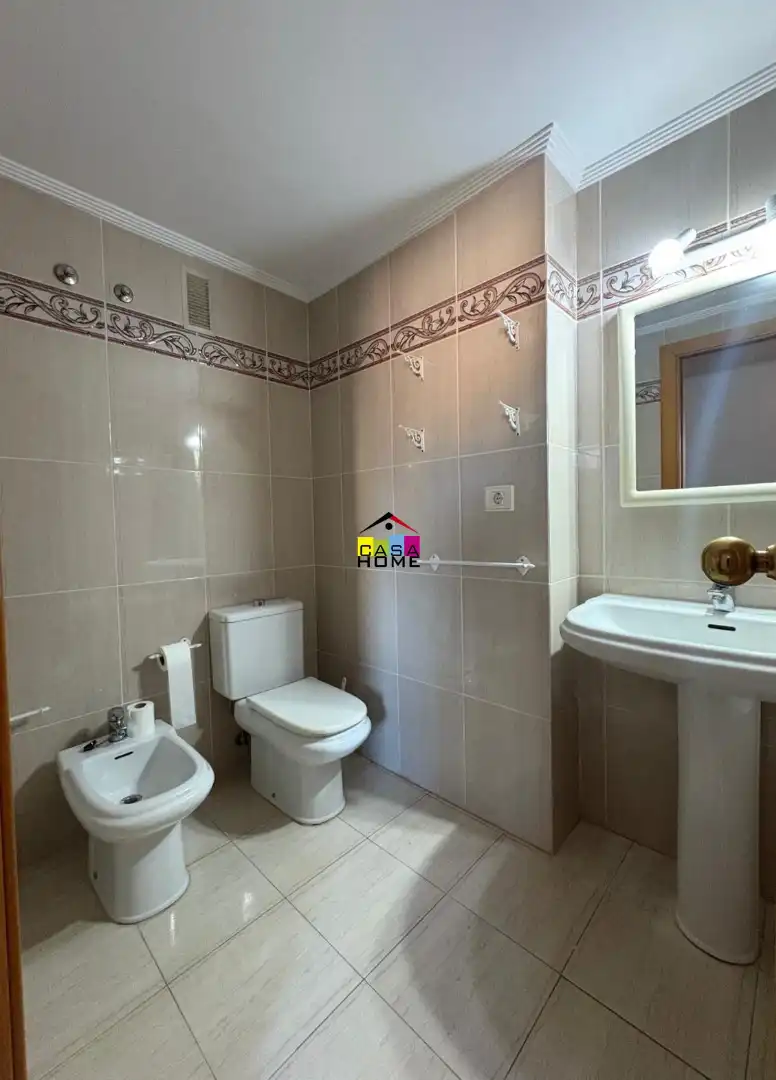 Bany de Apartament en venda en Benicasim / Benicàssim amb Aire condicionat, Jardí privat i Moblat