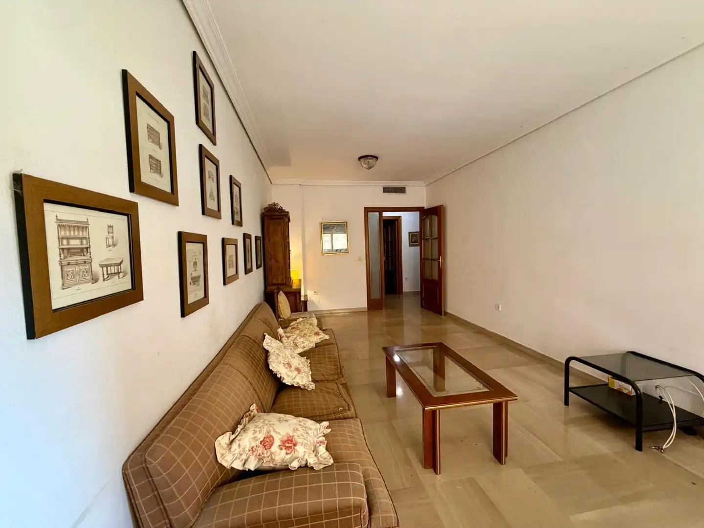 Sala de estar de Piso en venta en Córdoba con Calefacción, Trastero y Amueblado