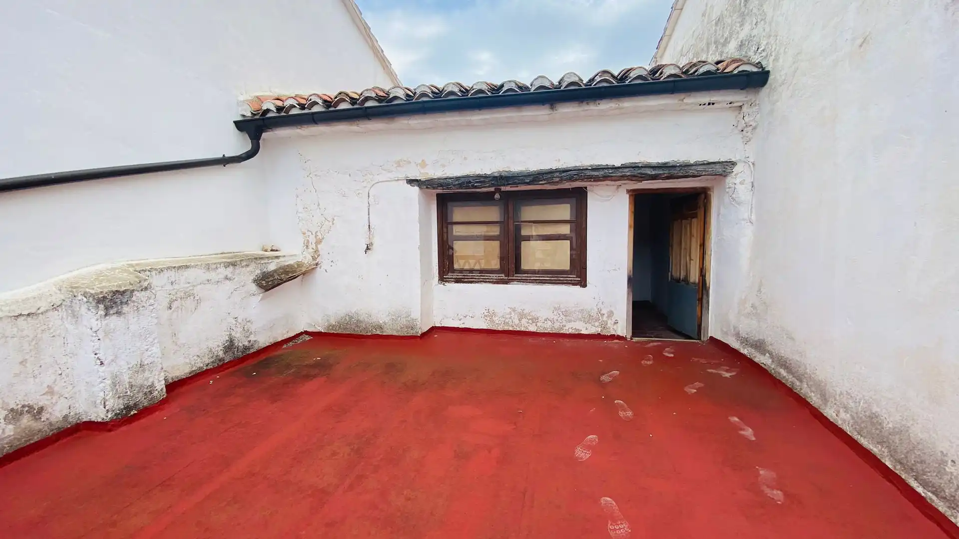Vista exterior de Casa o xalet en venda en Puebla de Arenoso amb Jardí privat, Terrassa i Balcó