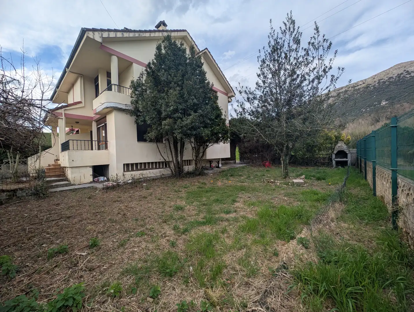Casa adosada en venta en Valle - CL LA BARCENA, 20, Ruesga