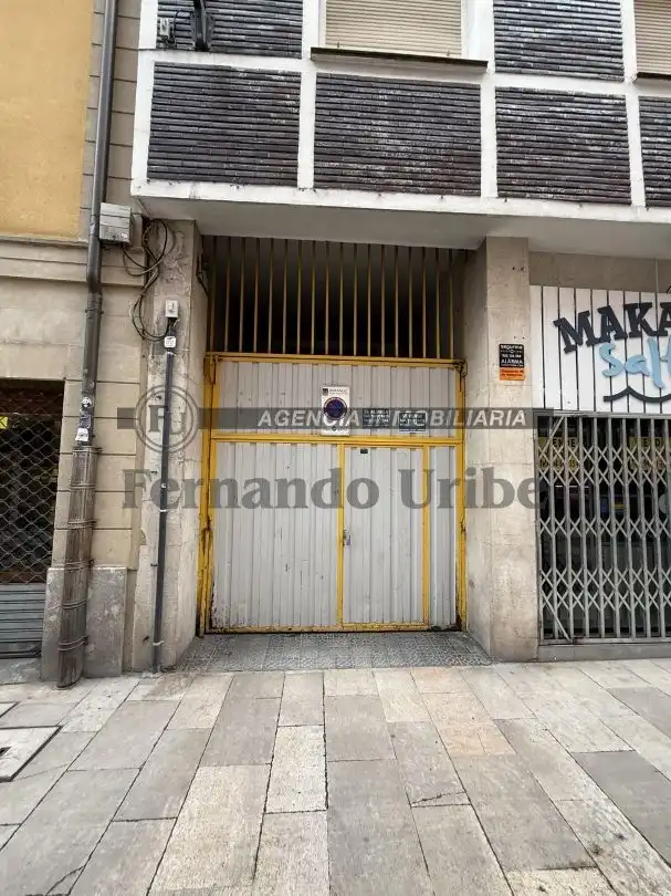 Aparcament de lloguer a Komentukalea Kalea, imagen 2