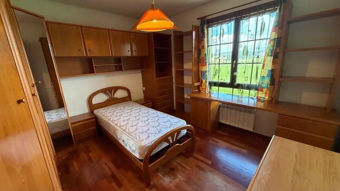 Schlafzimmer von Haus oder Chalet zum Verkauf in Zigoitia mit Heizung, Terrasse und Abstellraum