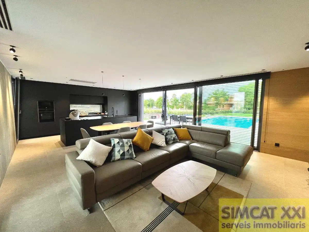 Sala de estar de Casa o chalet en venta en Ordis con Aire acondicionado, Calefacción y Terraza