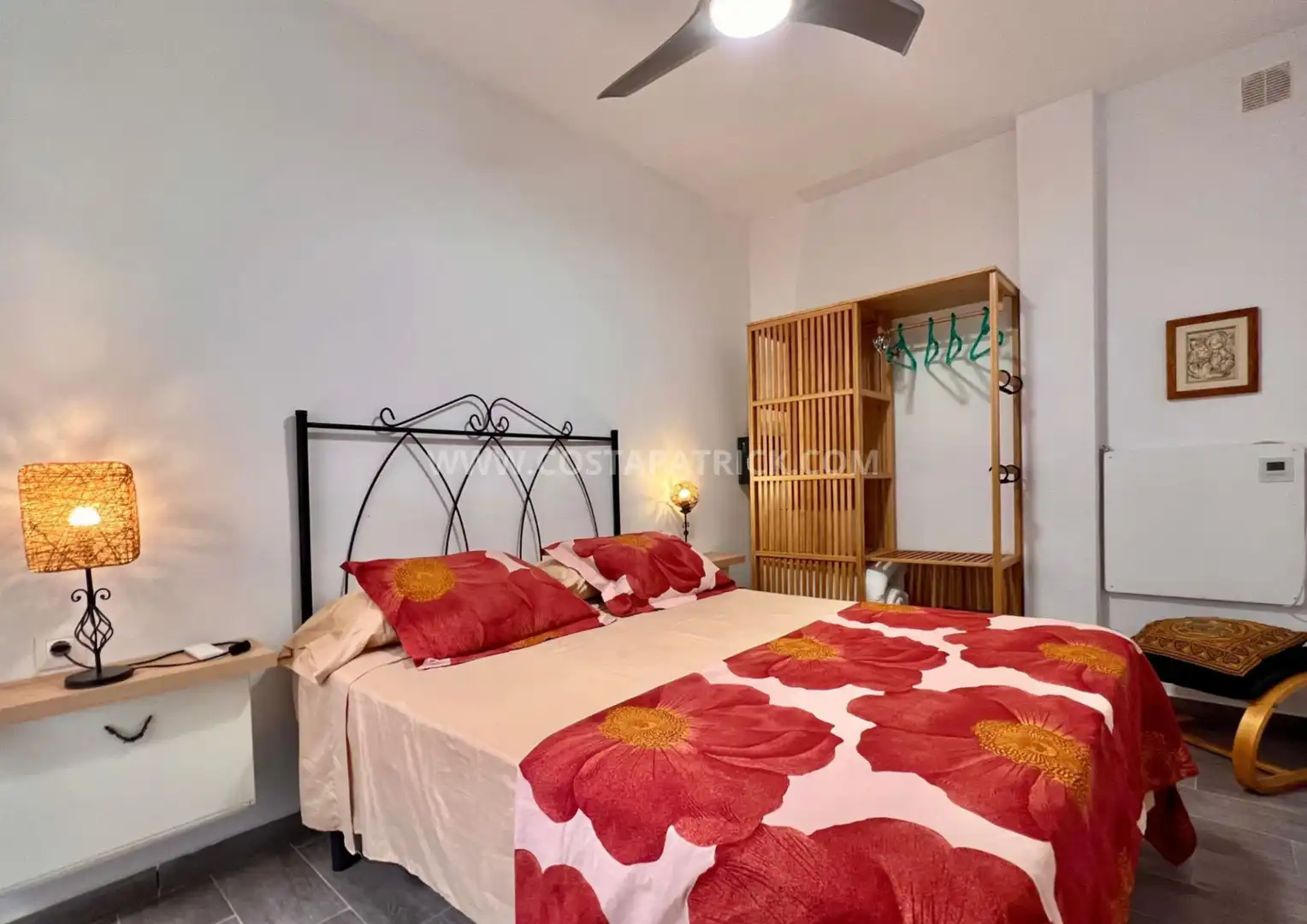 Habitación de Casa adosada de alquiler en Los Alcázares con Aire acondicionado, Calefacción y Jardín privado