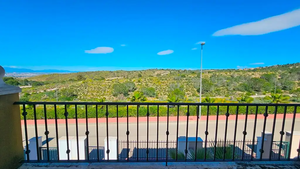 Detached homes for sale in Calle Nicolás Guillén, Altorreal - El Chorrico
