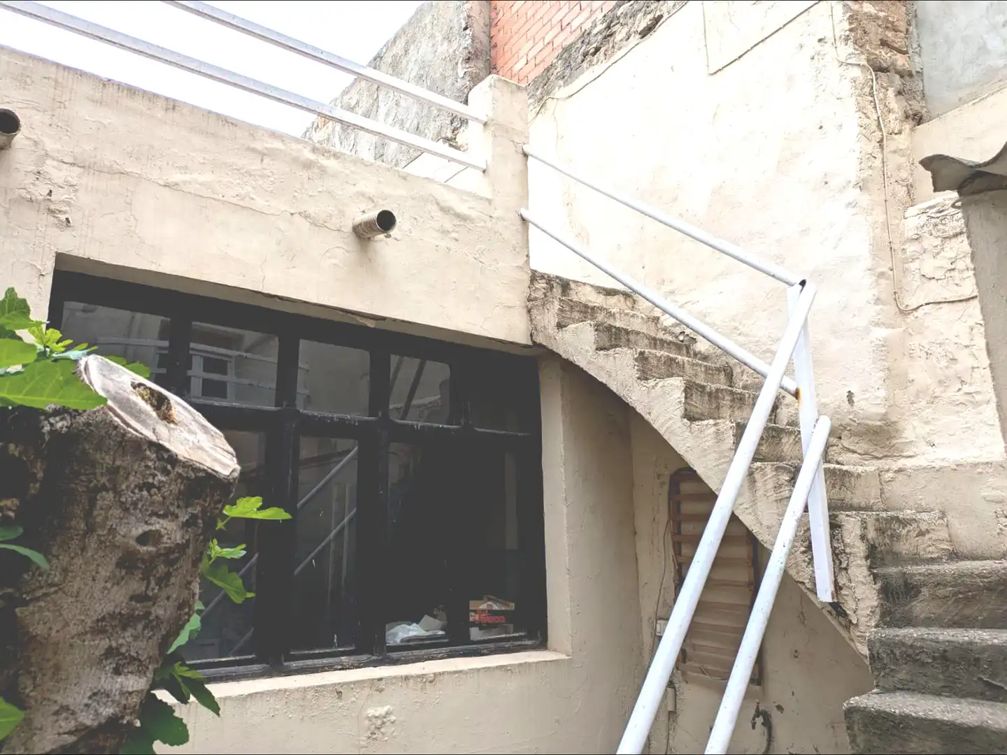 Exterior view of Houses for sale in Quinto  with Balcony