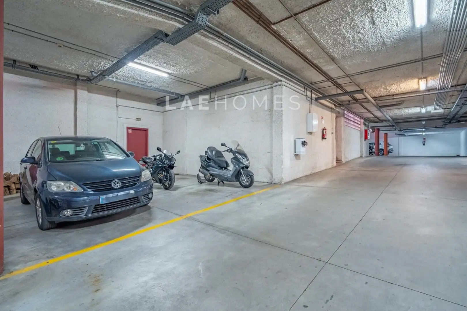 Aparcament de Casa adosada en venda en Málaga amb Aire condicionat, Calefacció i Terrassa