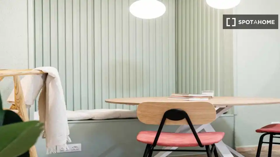 Dining room of Flat for share in Madrid  with Air Conditioner, Terrace and Furnished
