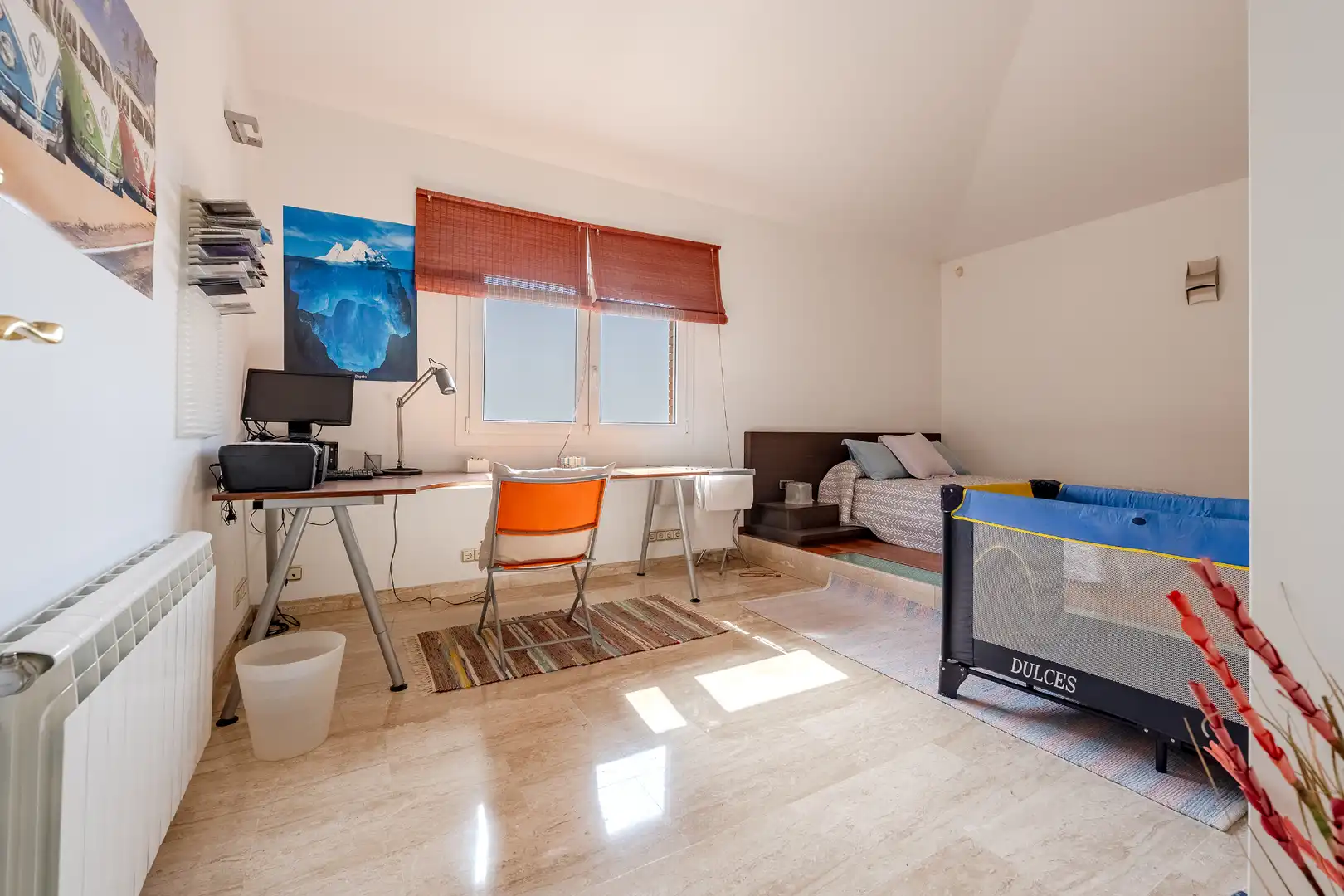 Habitación de Casa o chalet en venta en Badalona con Aire acondicionado, Calefacción y Jardín privado