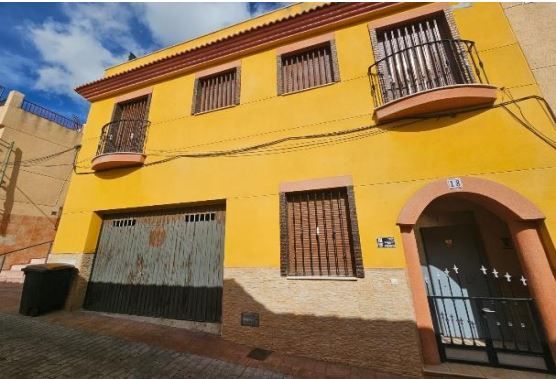 House or chalet for sale in C/ Doctor Rodríguez de La Fuente, Ctra. Circunvalación - La Magdalena