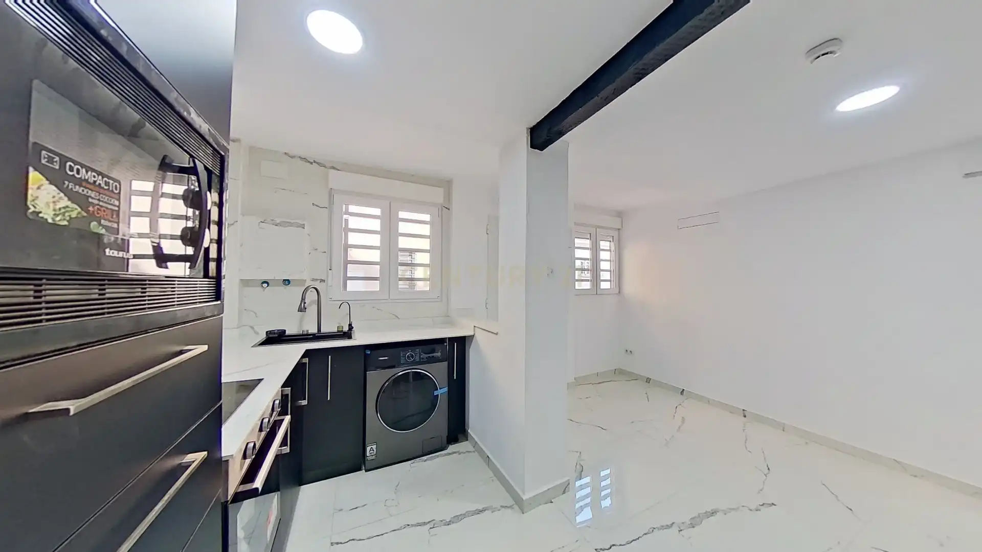 Cuina de Apartament en venda en Málaga amb Aire condicionat, Rentadora i Microones