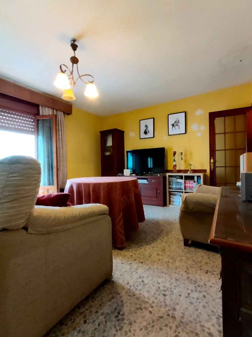 Sala de estar de Piso en venta en La Rinconada con Aire acondicionado