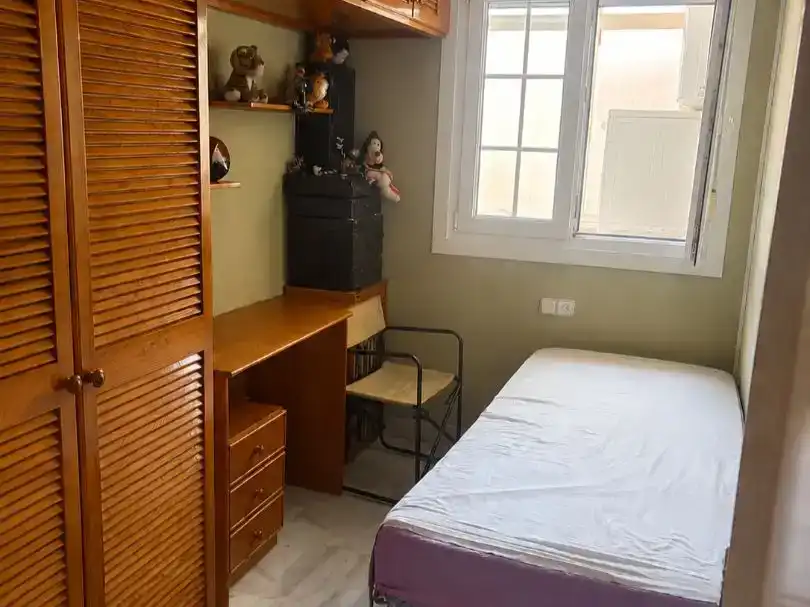 Habitación de Piso en venta en  Almería Capital con Aire acondicionado y Balcón