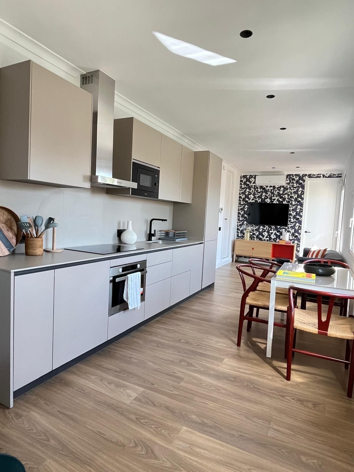 Kitchen of Attic for sale in  Barcelona Capital  with Parquet flooring and Terrace