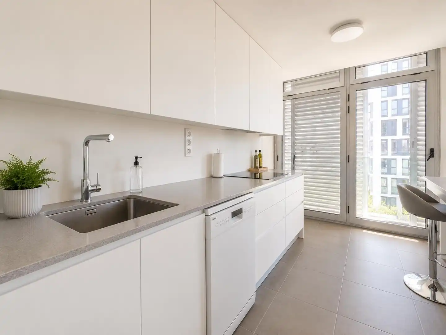 Küche von Wohnung zur Miete in Valencia mit Klimaanlage, Heizung und Möbliert