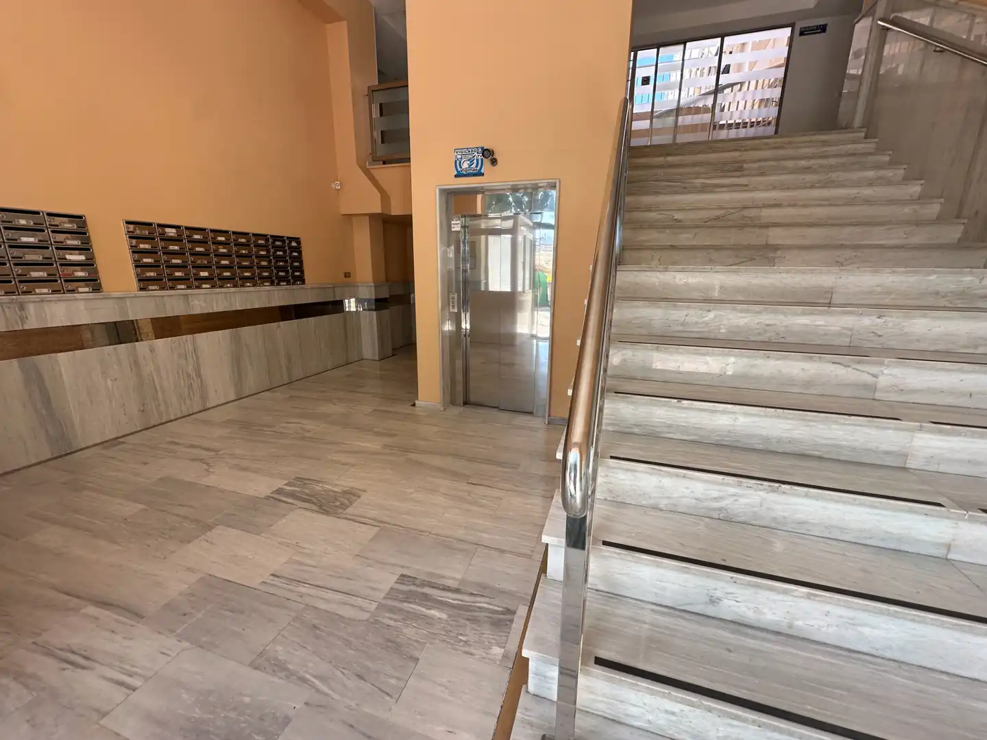 Dachboden zum Verkauf in Guardamar del Segura mit Klimaanlage, Heizung und Terrasse
