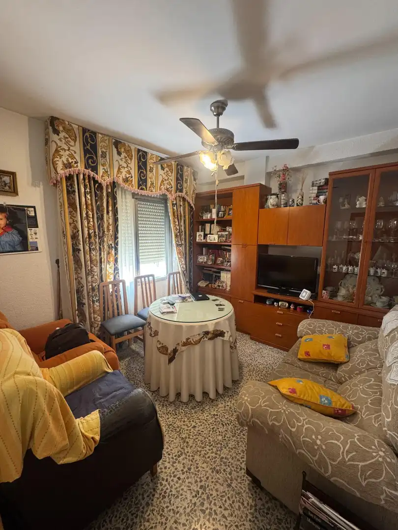 Living room of Flat for sale in Córdoba  with Air Conditioner and Balcony