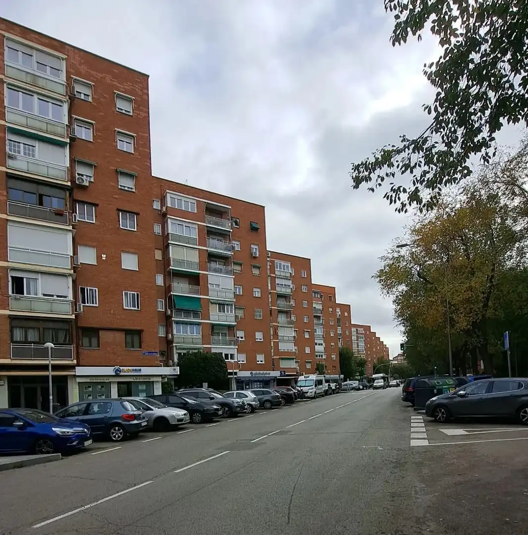 Vista exterior de Apartament en venda en Madrid