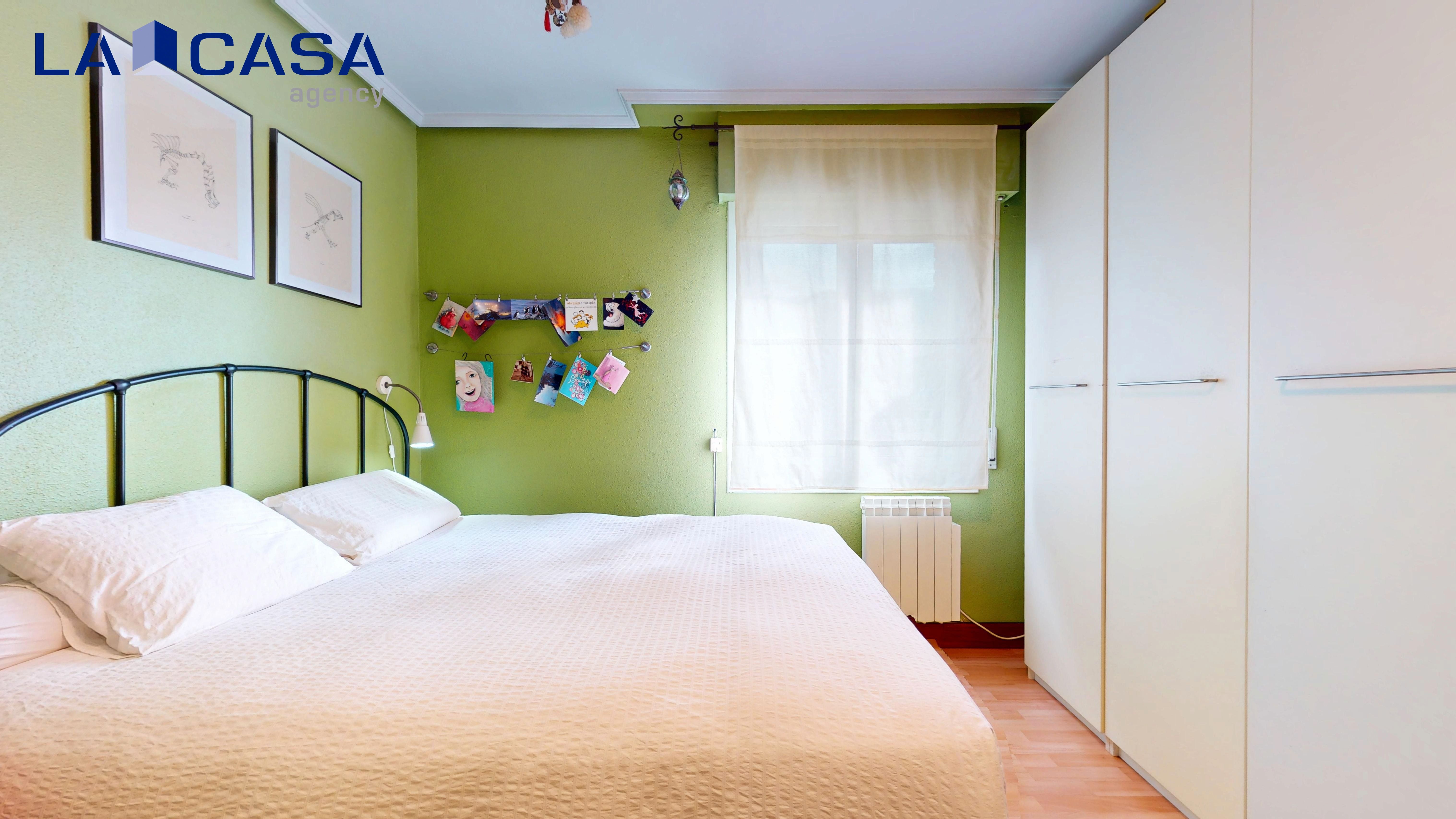 Schlafzimmer von Wohnung zum verkauf in Valle de Trápaga-Trapagaran mit Terrasse