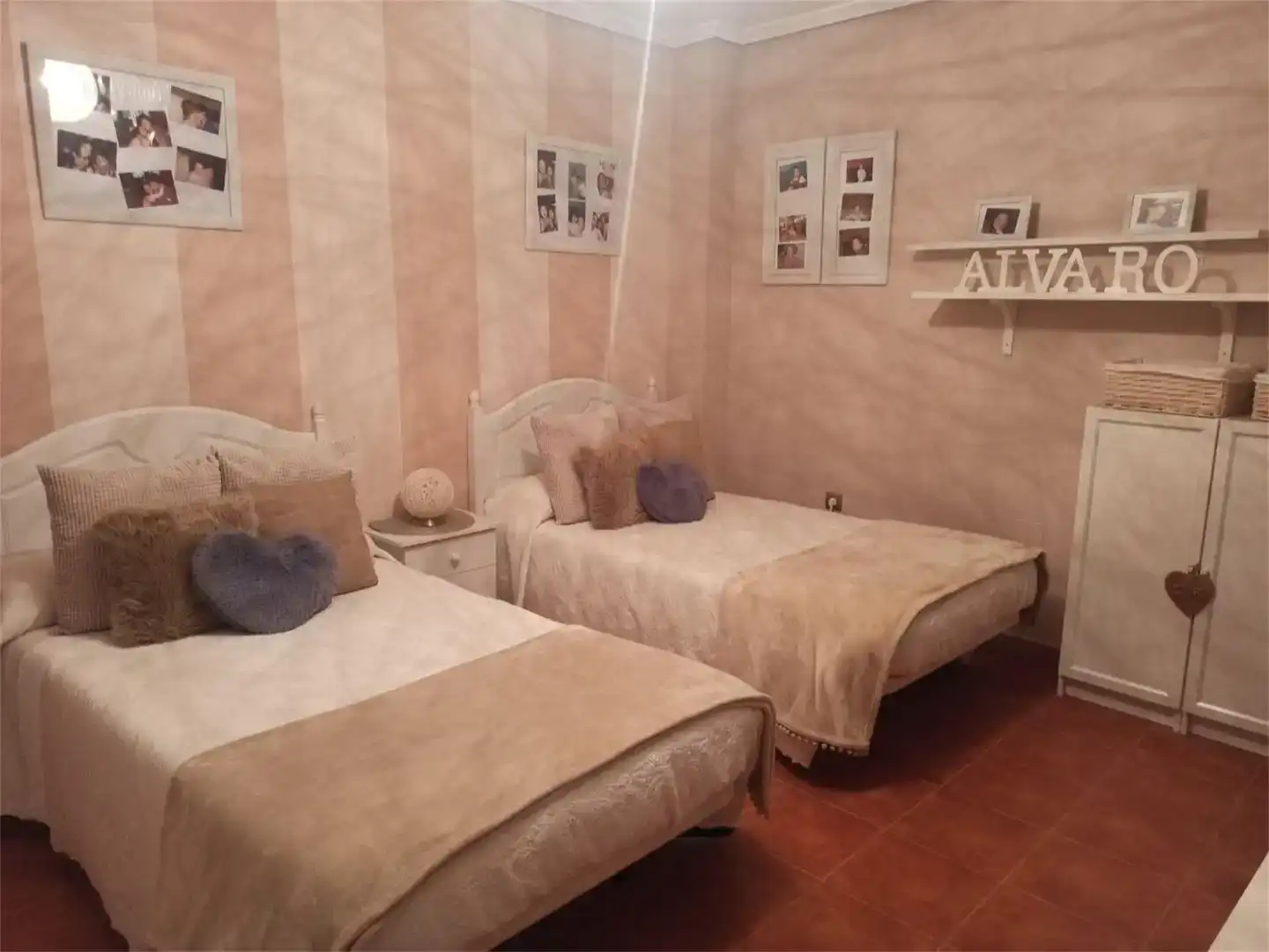 Habitación de Casa adosada en venta en Nava del Rey, Valladolid