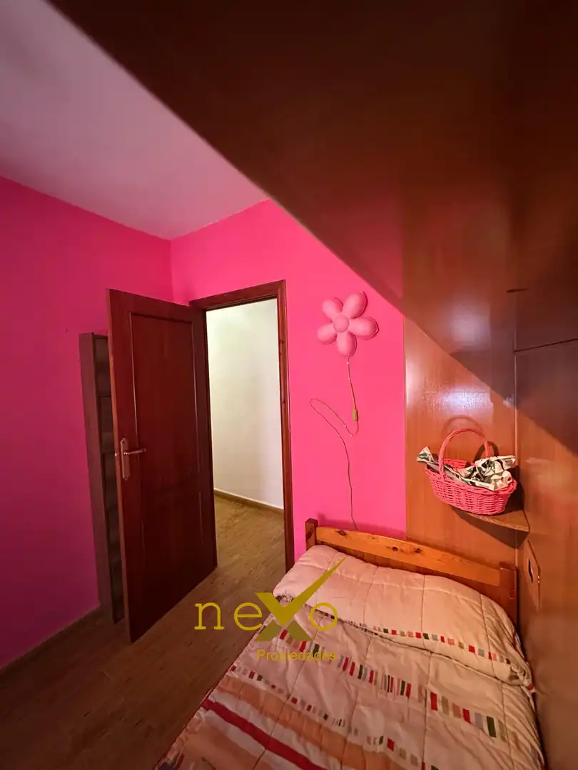 Dormitori de Casa o xalet en venda en San Nicolás del Puerto