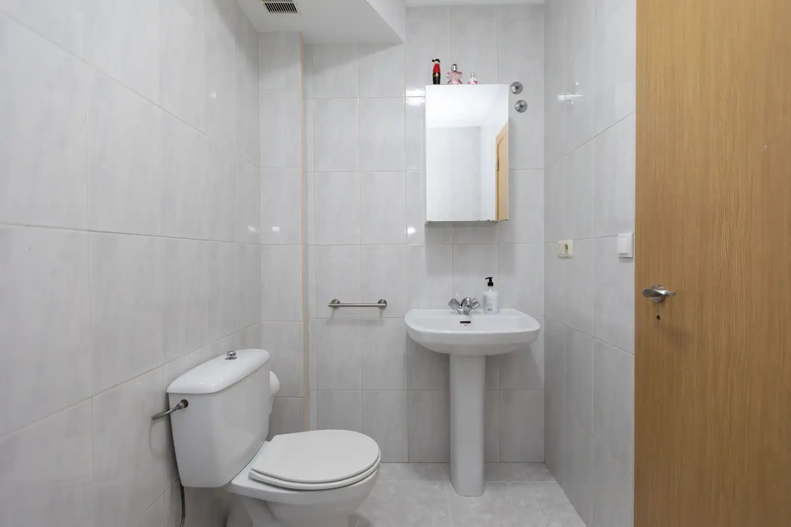 Bany de Apartament en venda en Sanxenxo amb Calefacció, Terrassa i Moblat