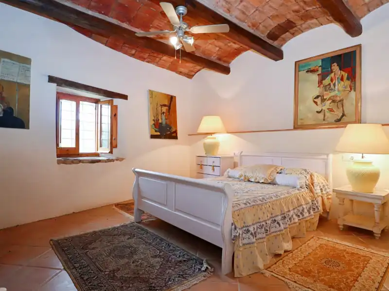 Casa amb piscina en venda a Cabanelles, imagen 16