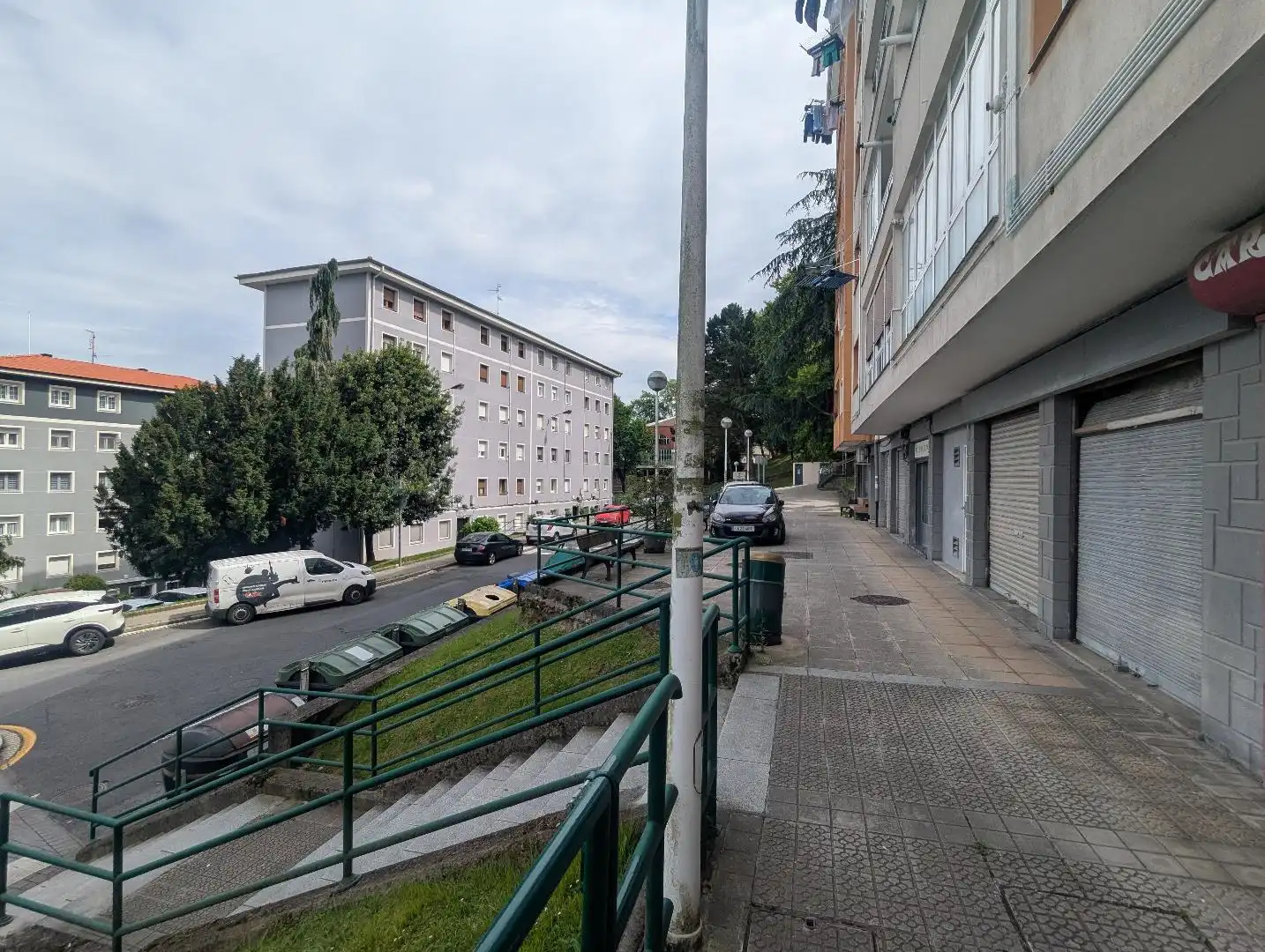 Vista exterior de Local en venta en Bilbao 