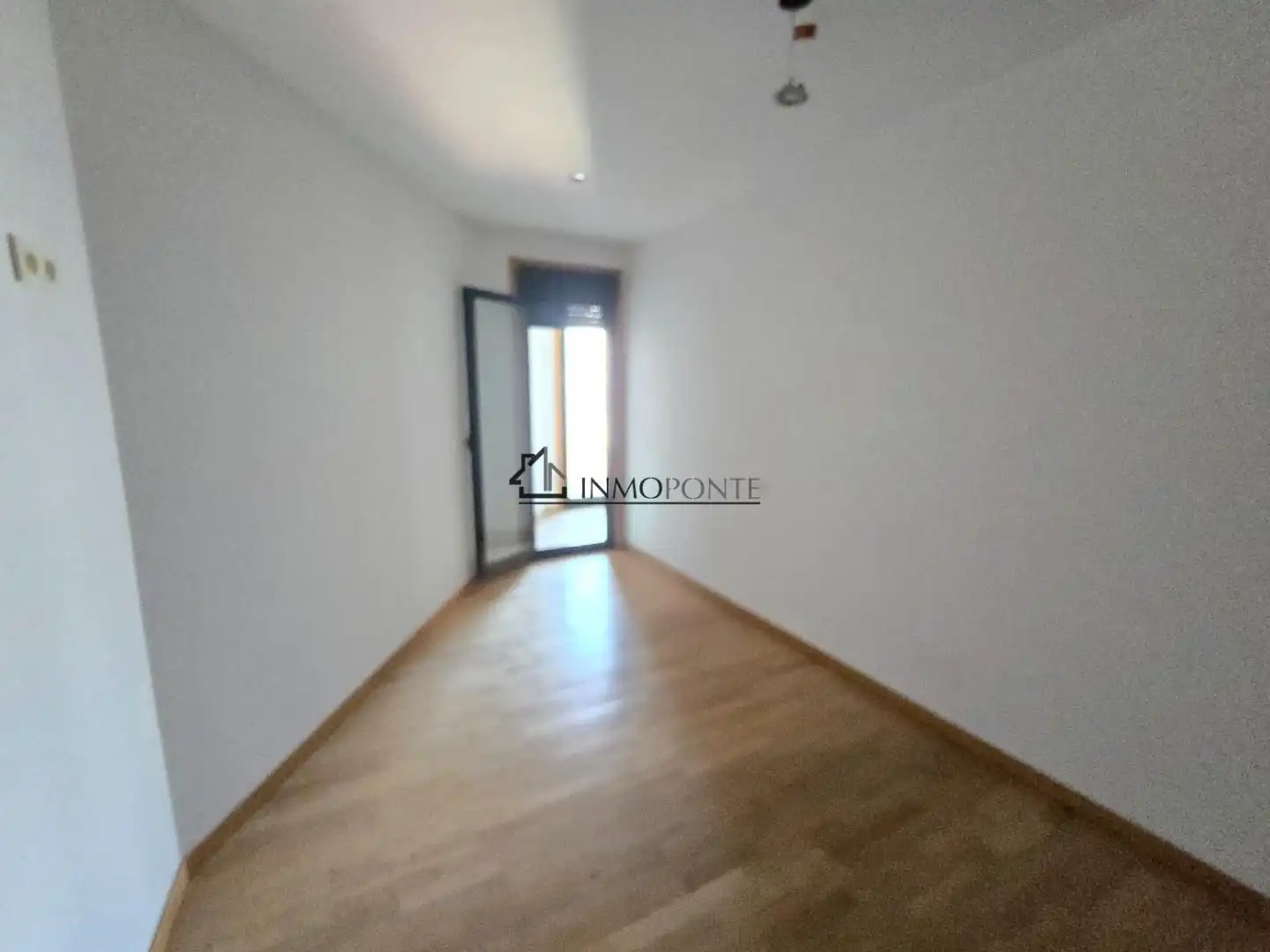 Habitación de Piso en venta en Marín con Calefacción y Balcón