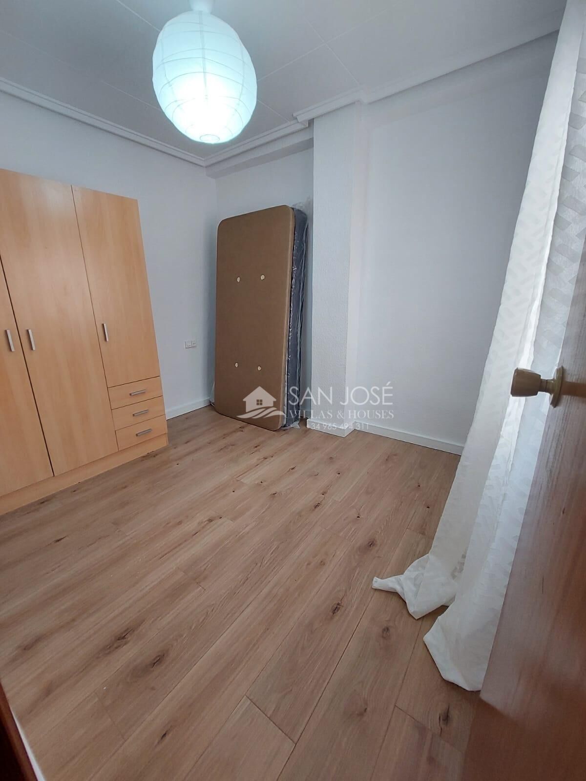 Habitación de Piso en venta en Aspe