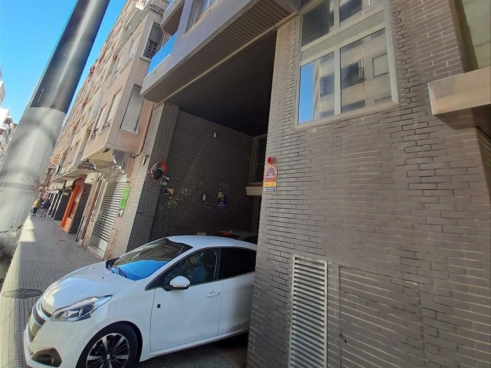 Exterior view of Garage for sale in Gandia