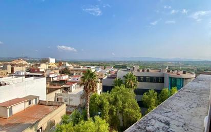 Vista exterior de Àtic en venda en Riba-roja de Túria amb Aire condicionat i Terrassa