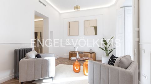 Foto 5 de Piso en venta en Calle de Los Caños del Peral, Palacio, Madrid Capital