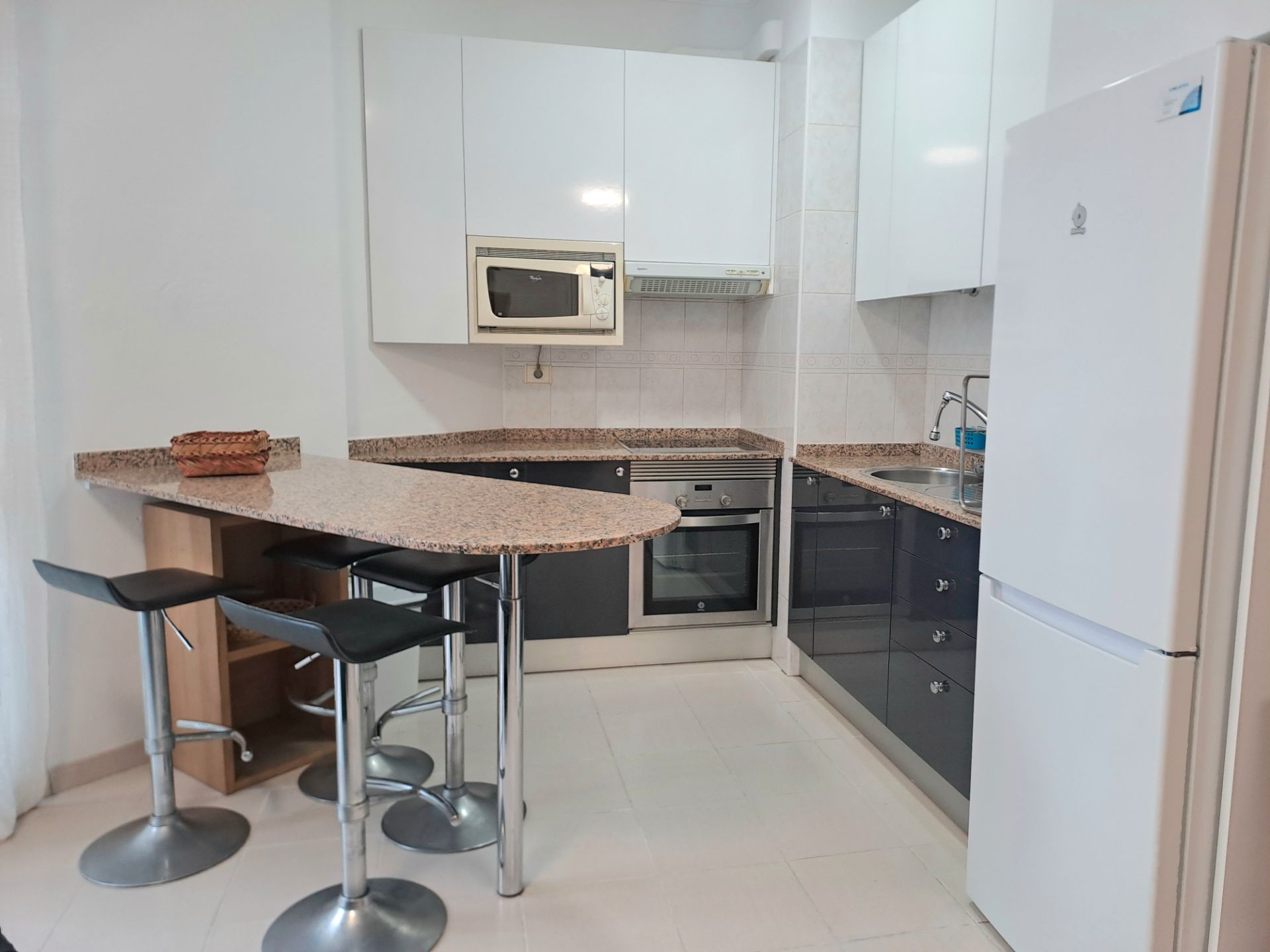 Kitchen of Flat to rent in Las Palmas de Gran Canaria  with Furnished, Oven and Washing machine