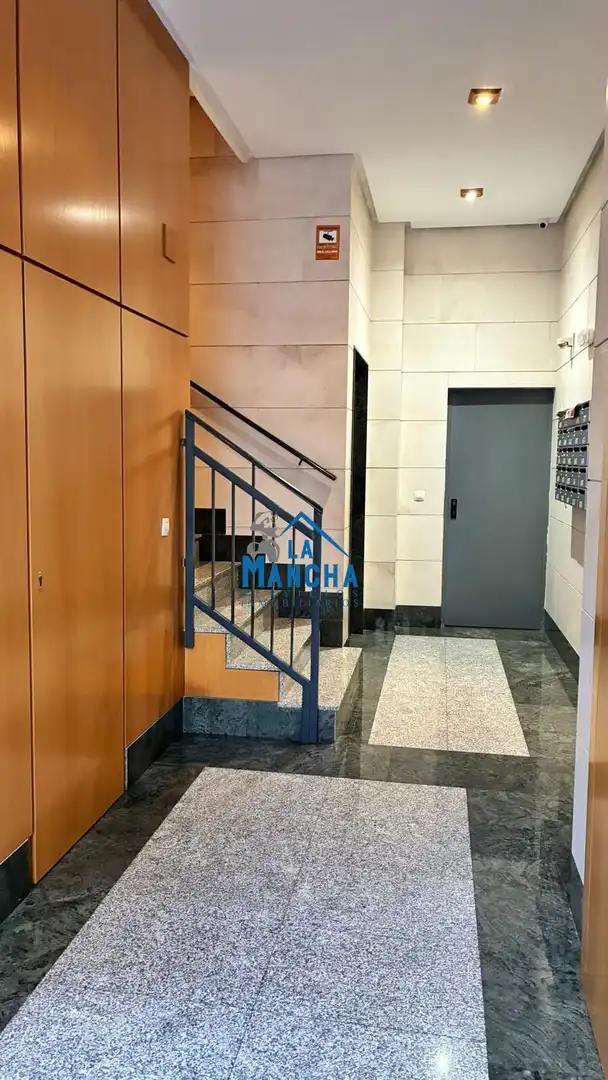 Apartamento en venta en Albacete con Calefacción, Trastero y Amueblado