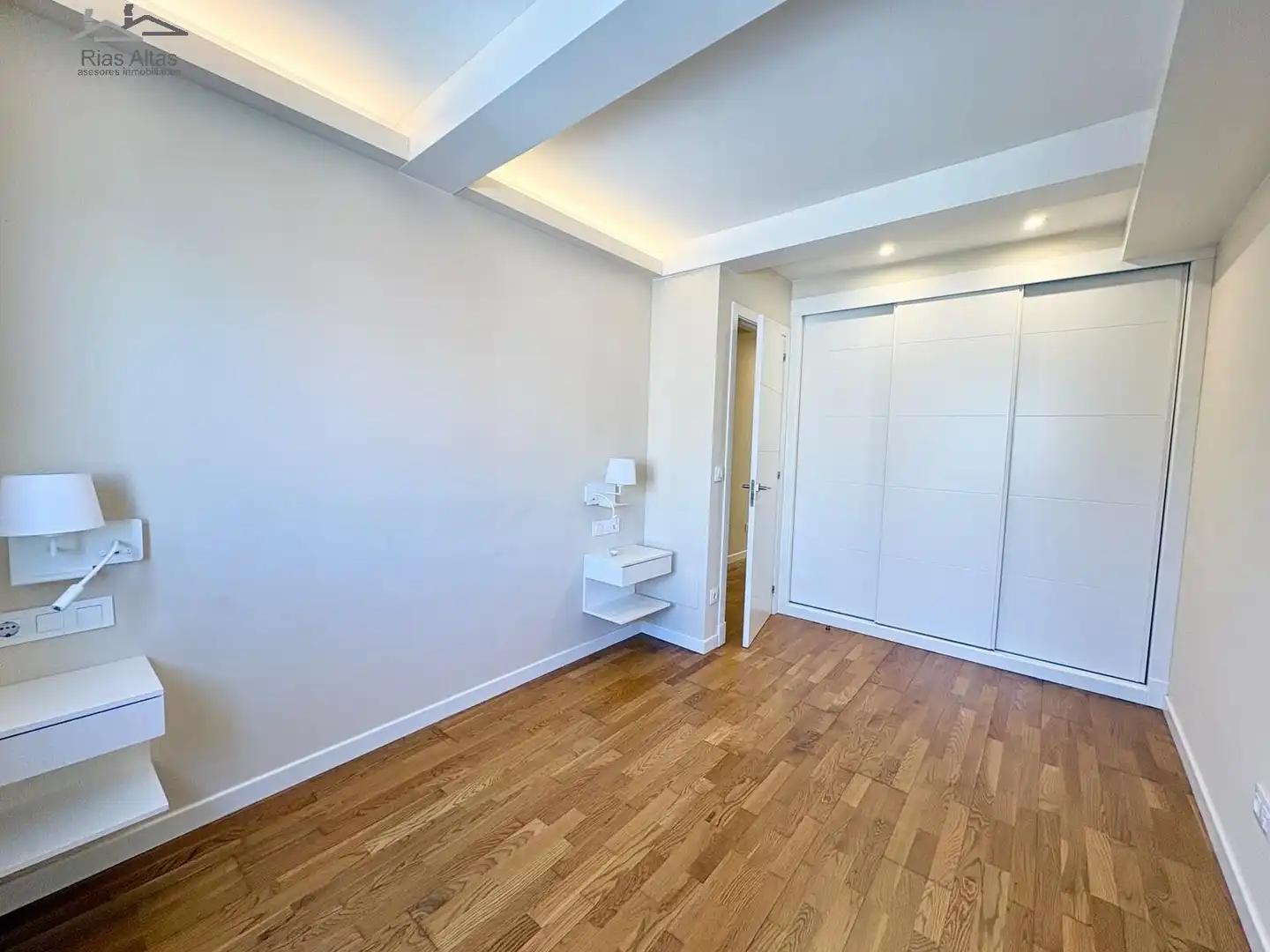 Habitación de Piso en venta en A Coruña Capital  con Calefacción