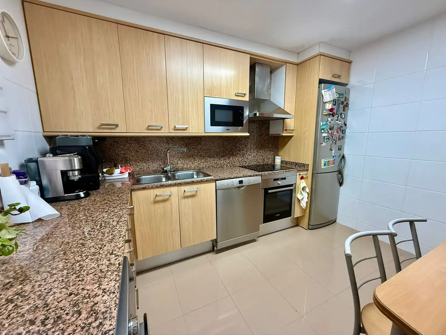 Cocina de Dúplex en venta en Cornellà de Llobregat con Balcón