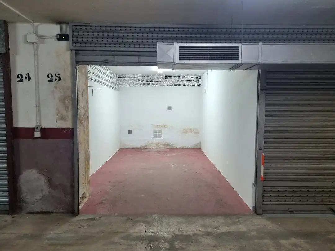 Parcheggio in vendita a Pío Baroja 4