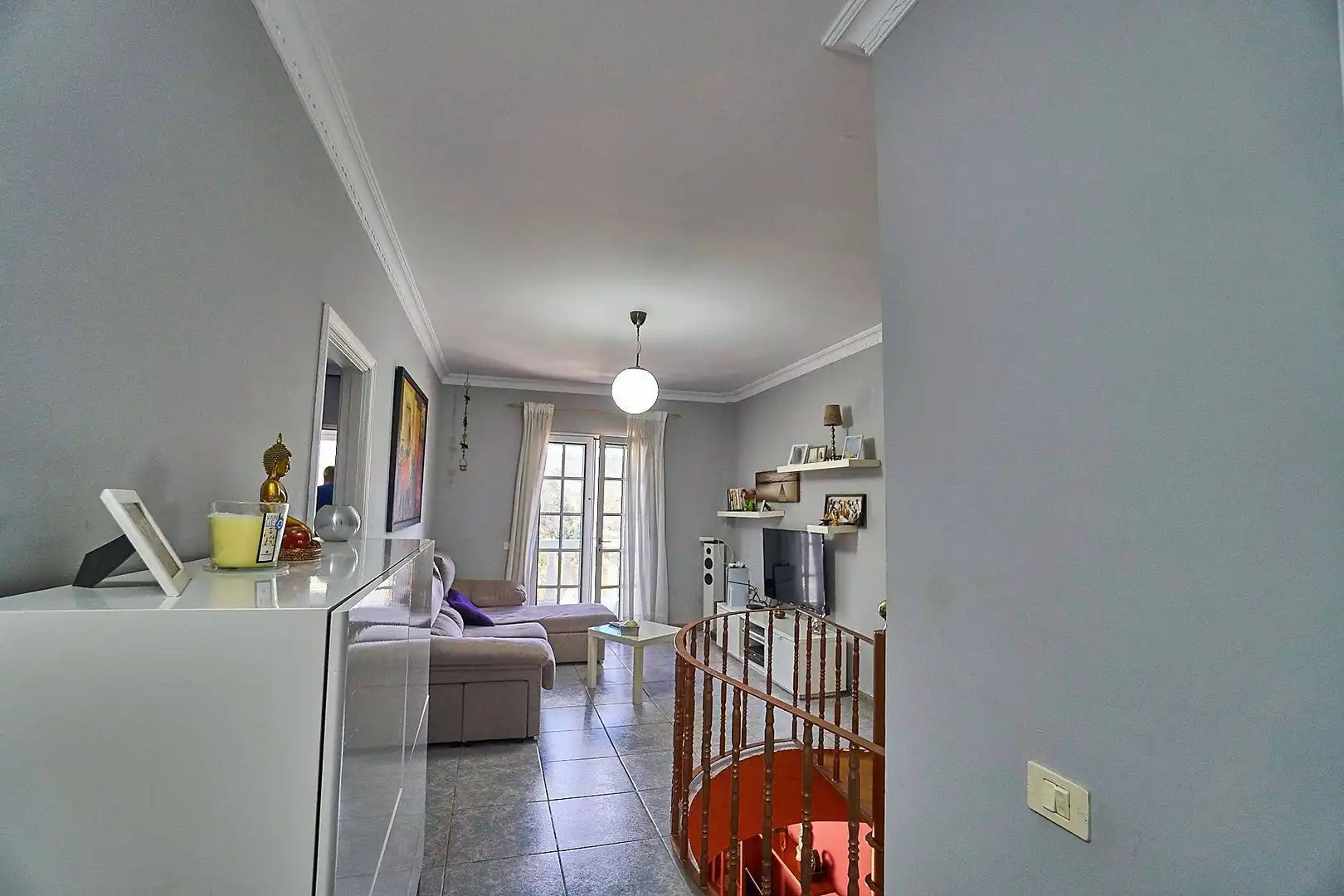 Sala d'estar de Casa adosada en venda en Las Palmas de Gran Canaria amb Jardí privat, Terrassa i Traster