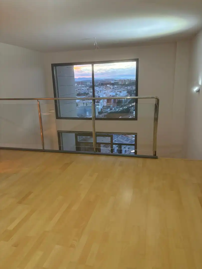 Loft zur Miete in Calle Jacarandás, 2, El Castell