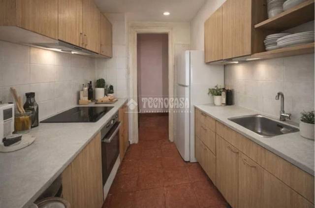 Piso en Venta en C/ de Emilia Pardo Bazán en La Sagrera