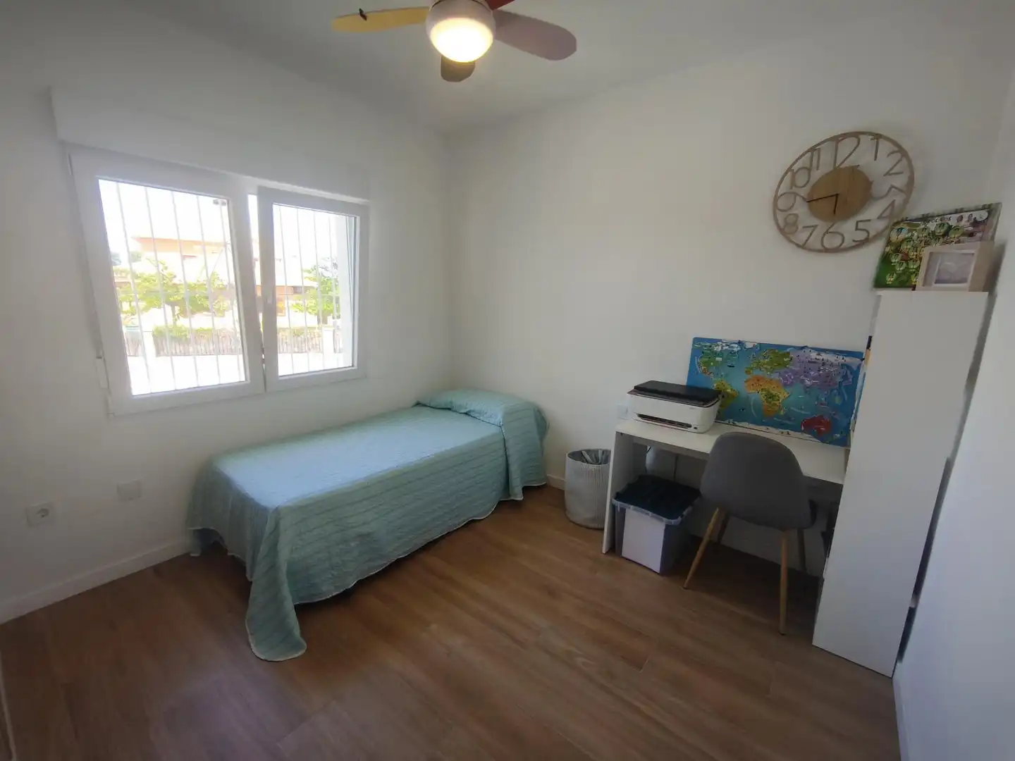 Habitación de Casa o chalet en venta en San Vicente del Raspeig / Sant Vicent del Raspeig con Piscina comunitaria