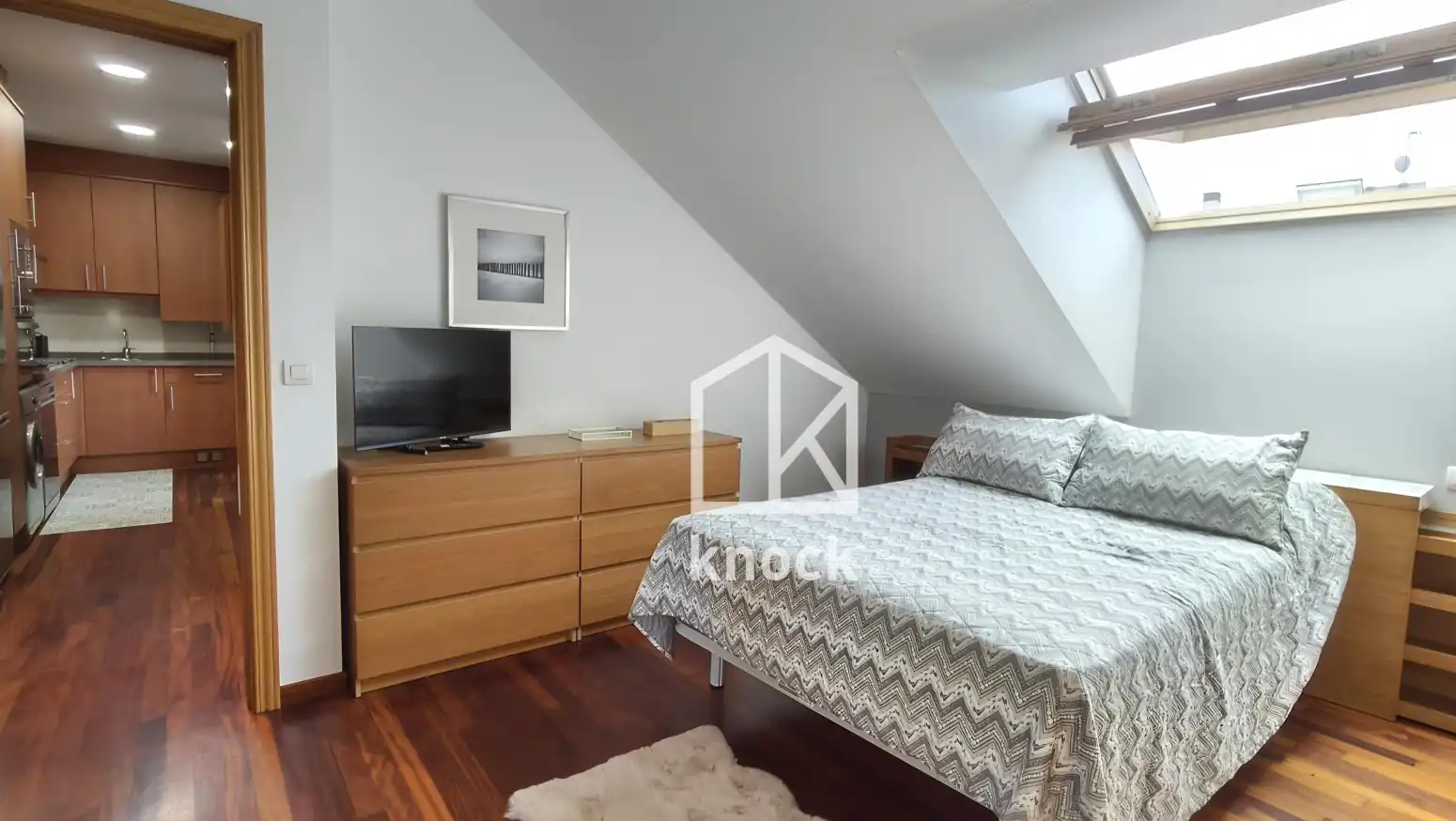 Bedroom of Flat for rent in Navia  with Heating, Parquet flooring and Furnished