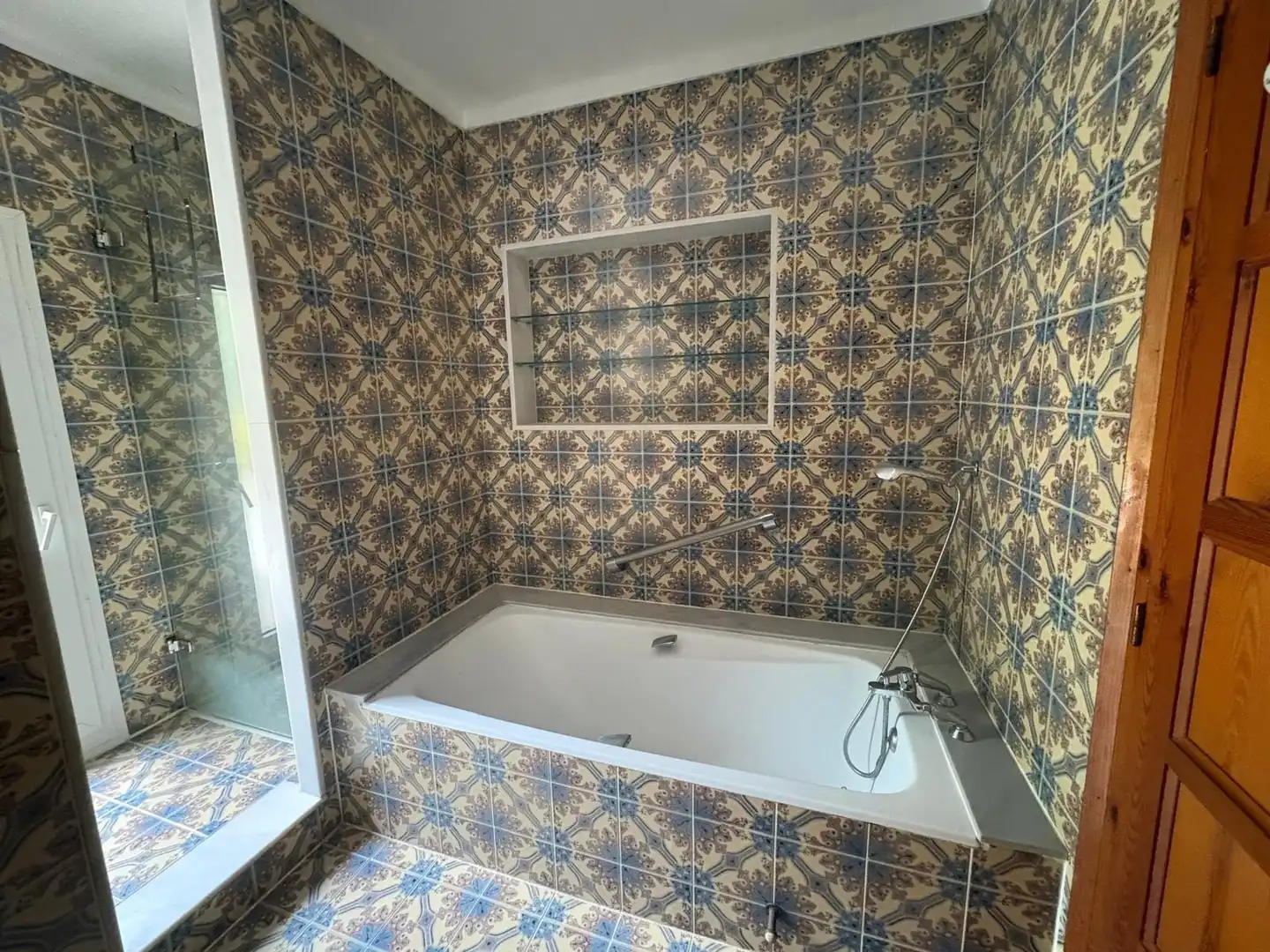 Bany de Casa o xalet en venda en L'Estartit amb Aire condicionat, Calefacció i Jardí privat