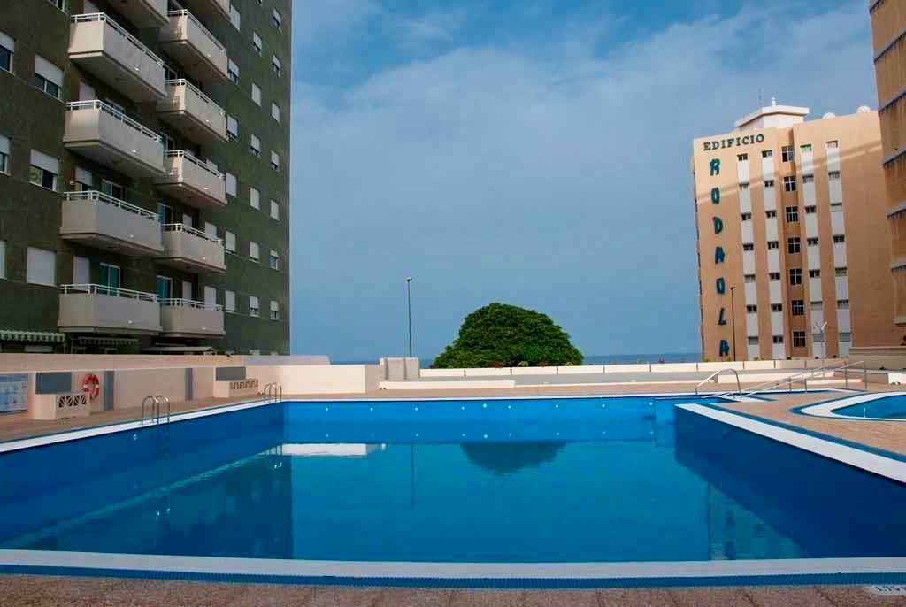 Piscina de Estudi en venda en Candelaria amb Moblat i Piscina comunitària