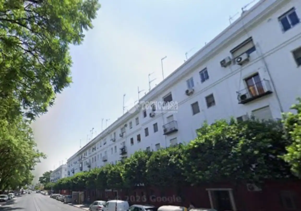 Vista exterior de Piso en venta en Sevilla con Balcón