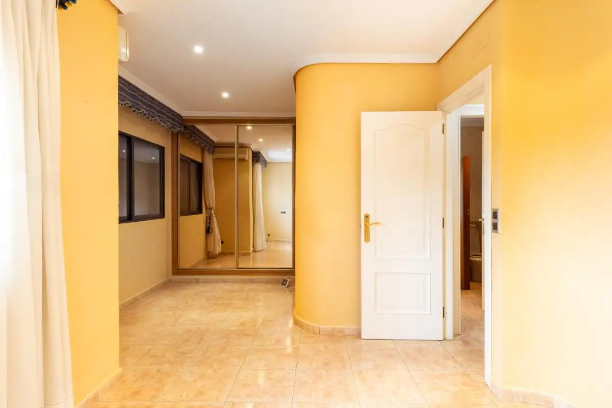 Casa o xalet en venda en Torrent amb Aire condicionat, Calefacció i Jardí privat