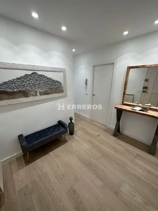 Apartament en venda en  Logroño amb Calefacció, Parquet i Moblat