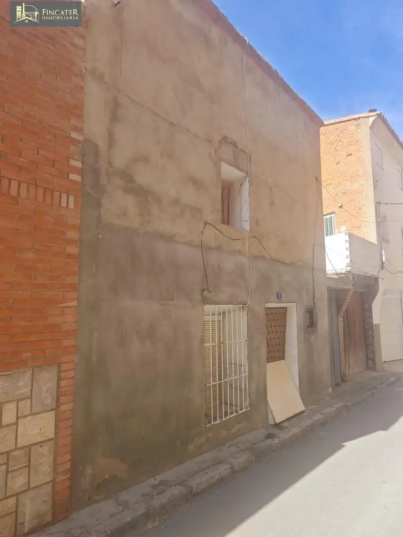 Houses for sale in Cella