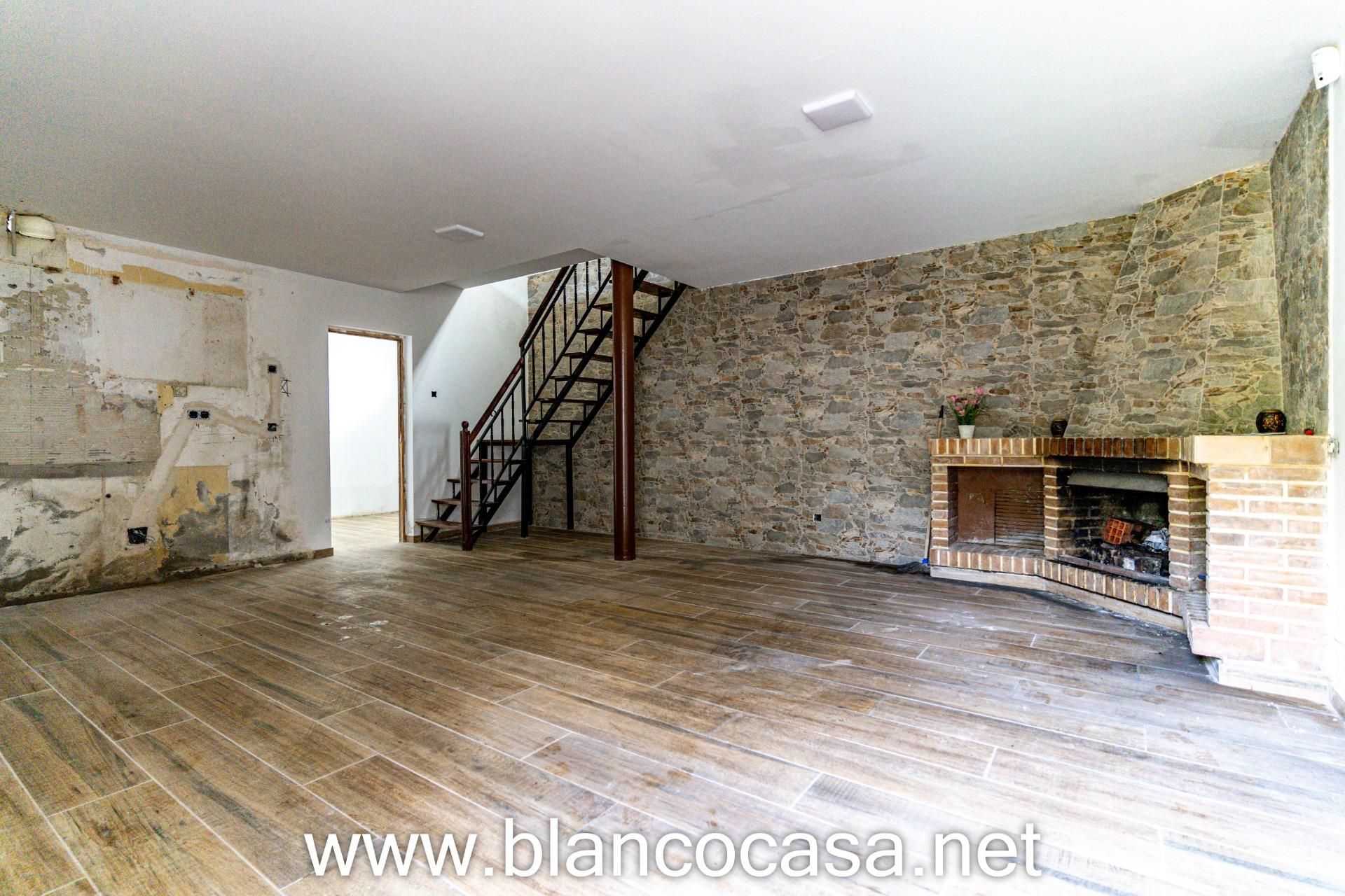 House or chalet for sale in Vimianzo  with Private garden, Terrace and Storage room